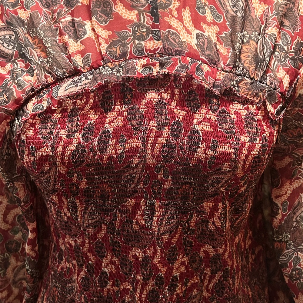 Red Paisley Smocked Long-Sleeve Women's Top - Picture 2 of 4
